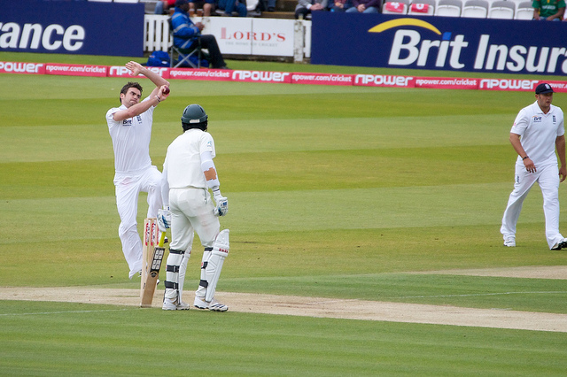 "England vs Bangladesh" (CC BY 2.0) by p_a_h