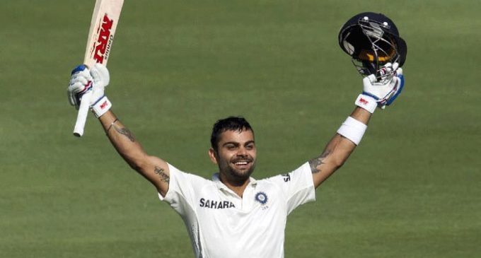 Kohli goes behind enemy lines to prepare for England clash