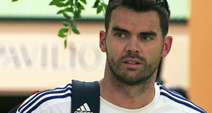 Should England Select James Anderson for the 2021/22 Ashes Series?